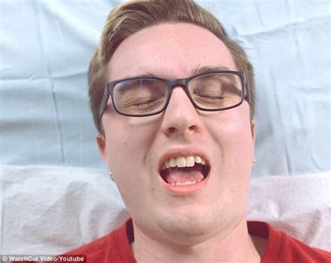 Hayatlarında ilk kez bikini bölgesine ağda yaptıran insanların tepkileri Yaşam Haberleri