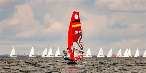 Deutschlands Beste Iqfoil Windsurfer Feiern Premiere Bei Der Kieler