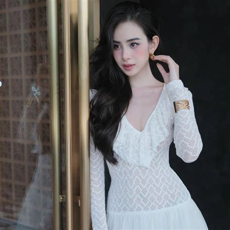Hot girl Hà Nam có nụ cười triệu view là bạn gái Nam vương Tuấn Ngọc Báo Dân trí