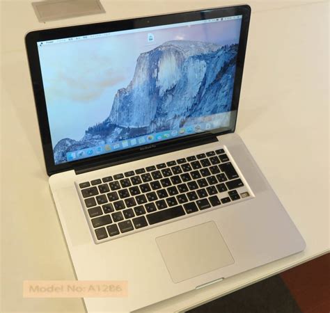 全体的に状態が悪いApple MacBook Pro A1286 Late2008 15inch Yosemite ACアダプタ付