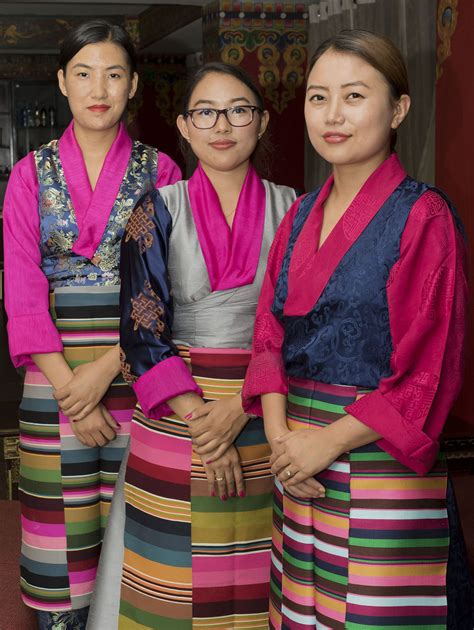 Tibetan Women With Traditional Chupa Tibetan Clothing Traditional