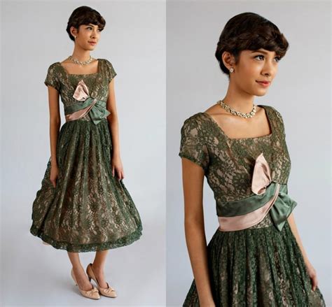 Vintage 1950s Bridesmaid Dress Beautiful Green Lace Tea Length Party