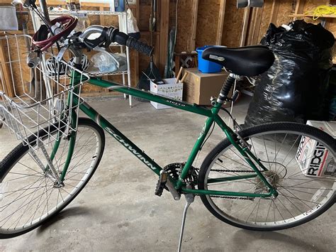 2002 Schwinn Sierra 700