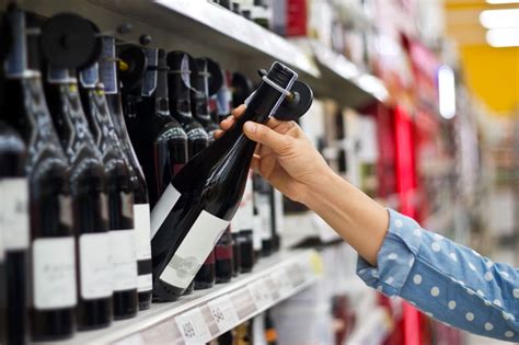 55 Milioni Di Bottiglie Di Vino In Meno In 9 Mesi Nella Gdo VVQ