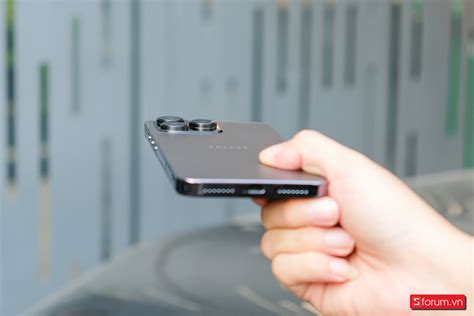 Trên tay INOI Note 13s: Màn hình lớn gần 7 inch, ngoại hình như 15 Pro ...