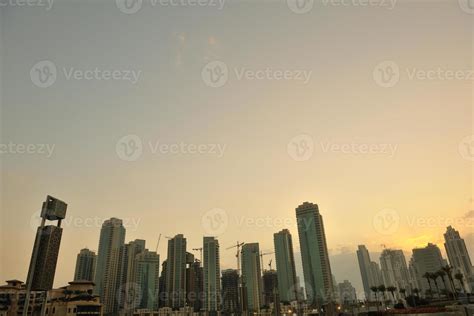 modern city skyline 11292441 Stock Photo at Vecteezy