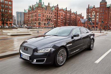 Facelift Jaguar XJ Mehr Biss und noch mehr Luxus für große Katze