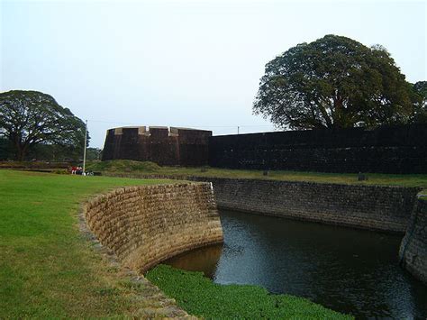 Palakkad Fort - Wikipedia