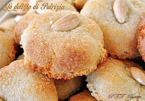 Amaretti Sardi Ricetta Ricette Idee Alimentari Amaretti