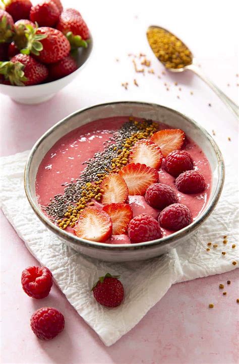 Smoothie bowl aux fraises et framboises Recettes de cuisine Biodélices