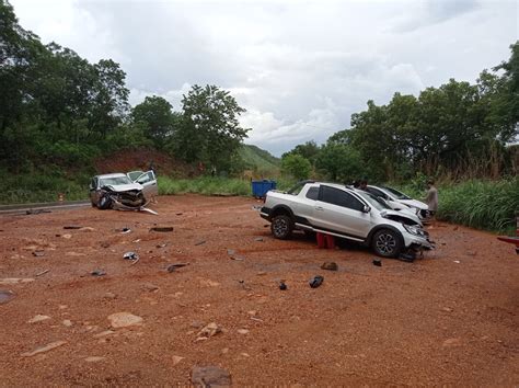 Três Se Ferem E Carros Ficam Destruídos Após Colisão Na To 010 Impacto