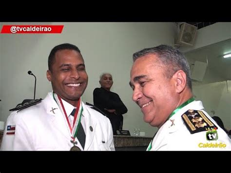 Coronel Lob O E Capit O Edvando Recebem Comenda Maria Quit Ria Por