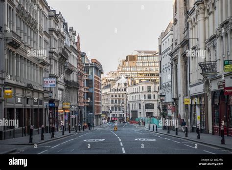Empty Street London Stock Photos And Empty Street London Stock Images Alamy