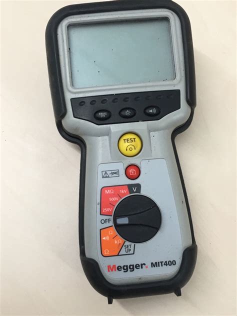 Megger MIT 400 complete with case and leads | eBay