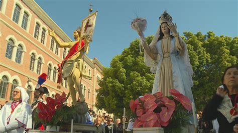 A Pasqua S Incontru Tra Cristo Risorto E La Madonna