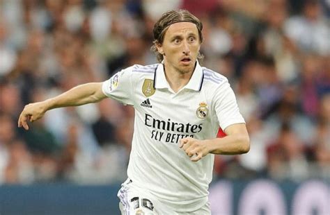 Luka Modric Extends Real Madrid Contract Until 2024