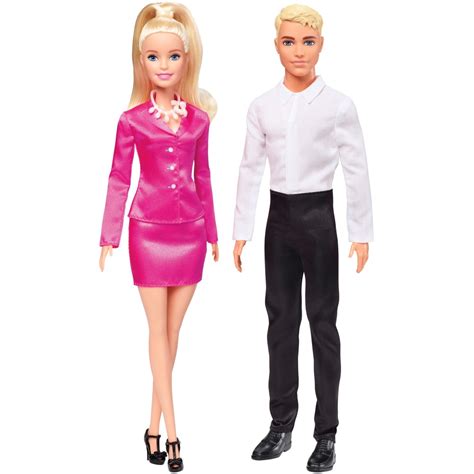 Barbie Ken Puppen Fashion Set Mit Viel Kleidung Smyths Toys Schweiz