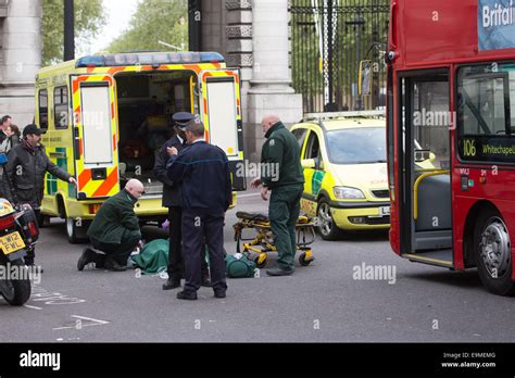 Mary Lynn Rajskub Films Scenes For 24 In Central London Featuring