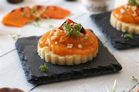 Fiorellini Di Polenta Integrale Con Crema Di Zucca E Germogli Di