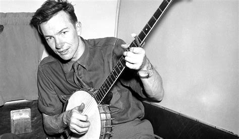 Folk Singer Pete Seeger Dies At 94 Newsweek