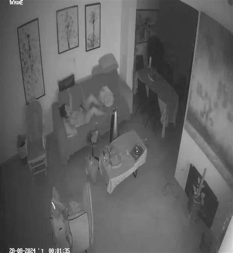 Ipcam Milf Rubbing Her Pussy Video 2 ThisVid