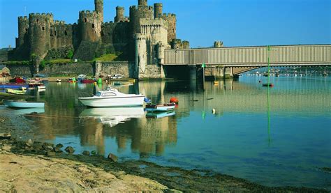 Conwy Castle Castle Fort In Conwy Conwy Visit Conwy