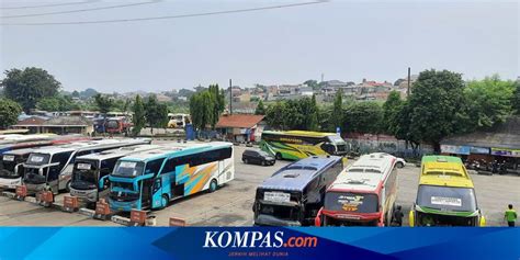 Imbas Ppkm Darurat Jumlah Penumpang Di Terminal Kampung Rambutan