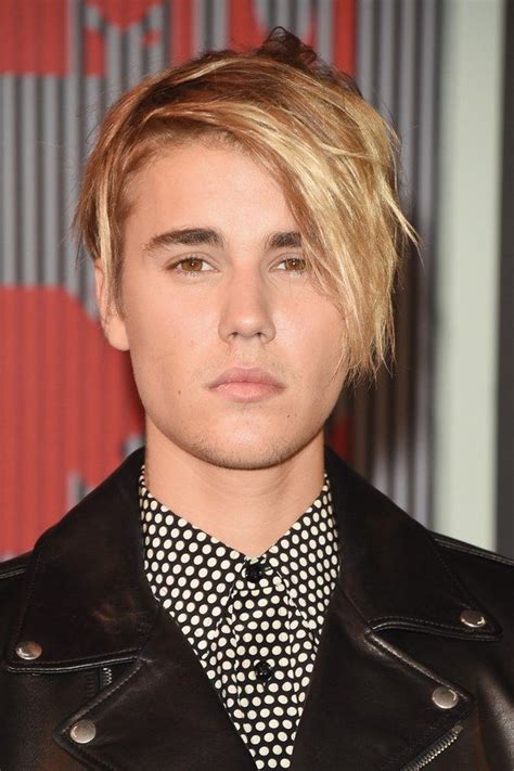 As Justin Biebers Career Has Evolved So Has His Hair Celebrities Male Celebrities Justin