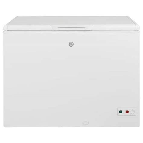 GE Garage Ready 10 7 Cu Ft Manual Defrost Chest Freezer In White