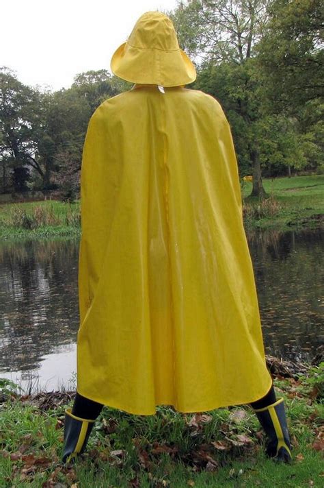 Pin Von Kalif Auf Regencapeklepper Anziehsachen Regenponcho Poncho