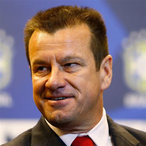 Dunga Diz Que Jara Precisa Ser Punido Mesma Rigidez Que Neymar