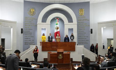 ENTREGA GOBIERNO DEL CAMBIO PRIMER INFORME DE GOBIERNO AL CONGRESO DEL