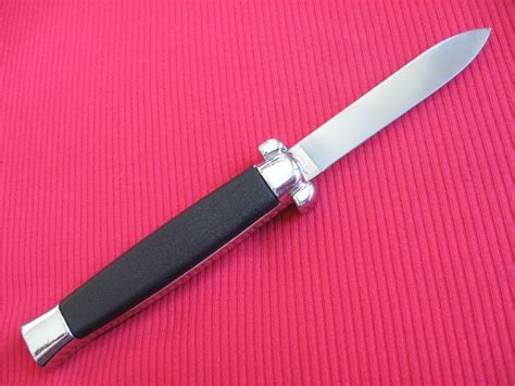 Vintage Super Automatic Otf Switchblade Knife