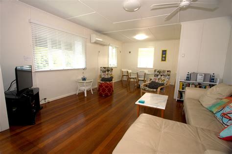 Pet Friendly at Moffat Beach | Beachhouse Accom