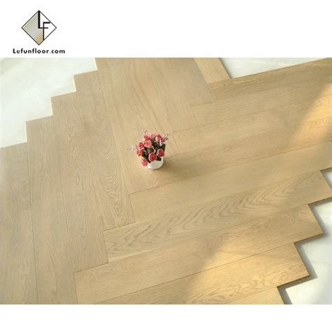 Buy European Oak Chevron Parquet Engineered Wood Flooring From Foshan Lefun Wooden Products Co