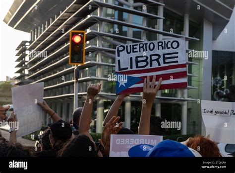 San Juan Estados Unidos 18 De Diciembre De 2023 Un Manifestante