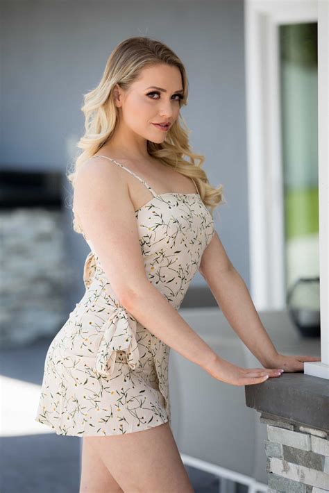 Mia Malkova Solo Hd Telegraph