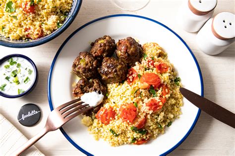 Boulettes de boeuf façon kefta sauce aux herbes la recette de