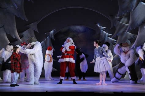 Dance Review: The Snowman @ The Peacock Theatre | Londonist