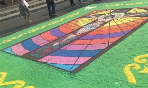 San Pietro E Paolo L Infiorata Storica Di Roma Foto Tua City Mag