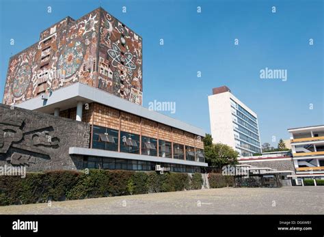 National Autonomous University Of Mexico Campus Stock Photo Alamy