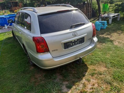 Toyota Avensis T Klapa Tylna Tyl Kombi C Kompl