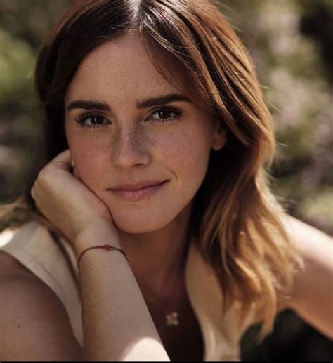 Love This Pic Of Emma The See Through Shirt Makes It One Of My Favorites R Emmawatsonhot