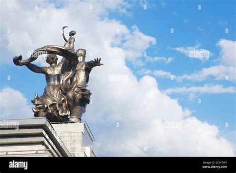 Worker And Kolkhoz Woman Sculpture Hi Res Stock Photography And Images