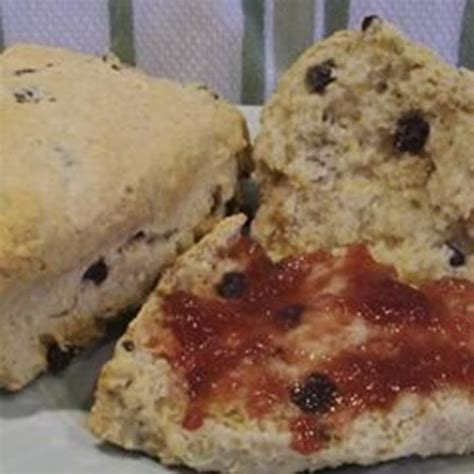 Oatmeal Currant Scones Yum Taste