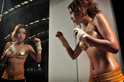 Famous Celebrity Bikini Sexy Boxing