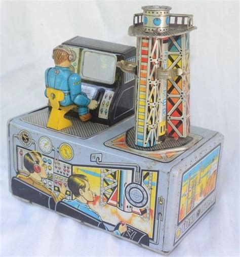 Pin by ерено ноглл on w0w | Vintage toys, Tin toys, Retro toys