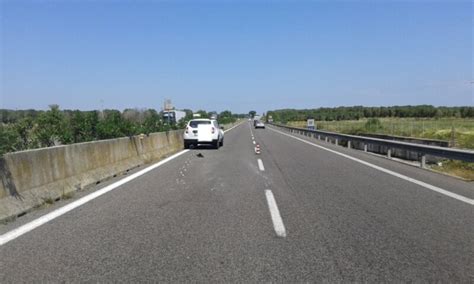 Incidente Sulla Statale Brindisi Lecce Coinvolta Auto Con Bambino