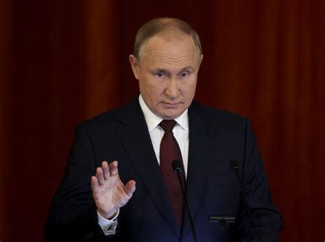 МРОТ вырастет на 18,5% в следующем году – Путин