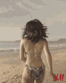 Naked Beach Girls Gifs Telegraph